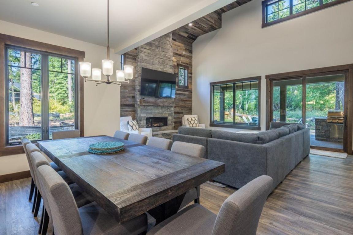 Suncadia 4 Bdrm Home Beautiful Floor To Ceiling Fireplace كلي إلوم المظهر الخارجي الصورة