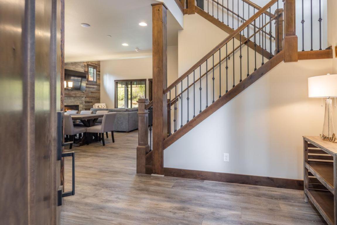 Suncadia 4 Bdrm Home Beautiful Floor To Ceiling Fireplace كلي إلوم المظهر الخارجي الصورة